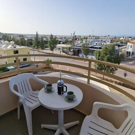 Sunset Bay דירה פרוטאראס